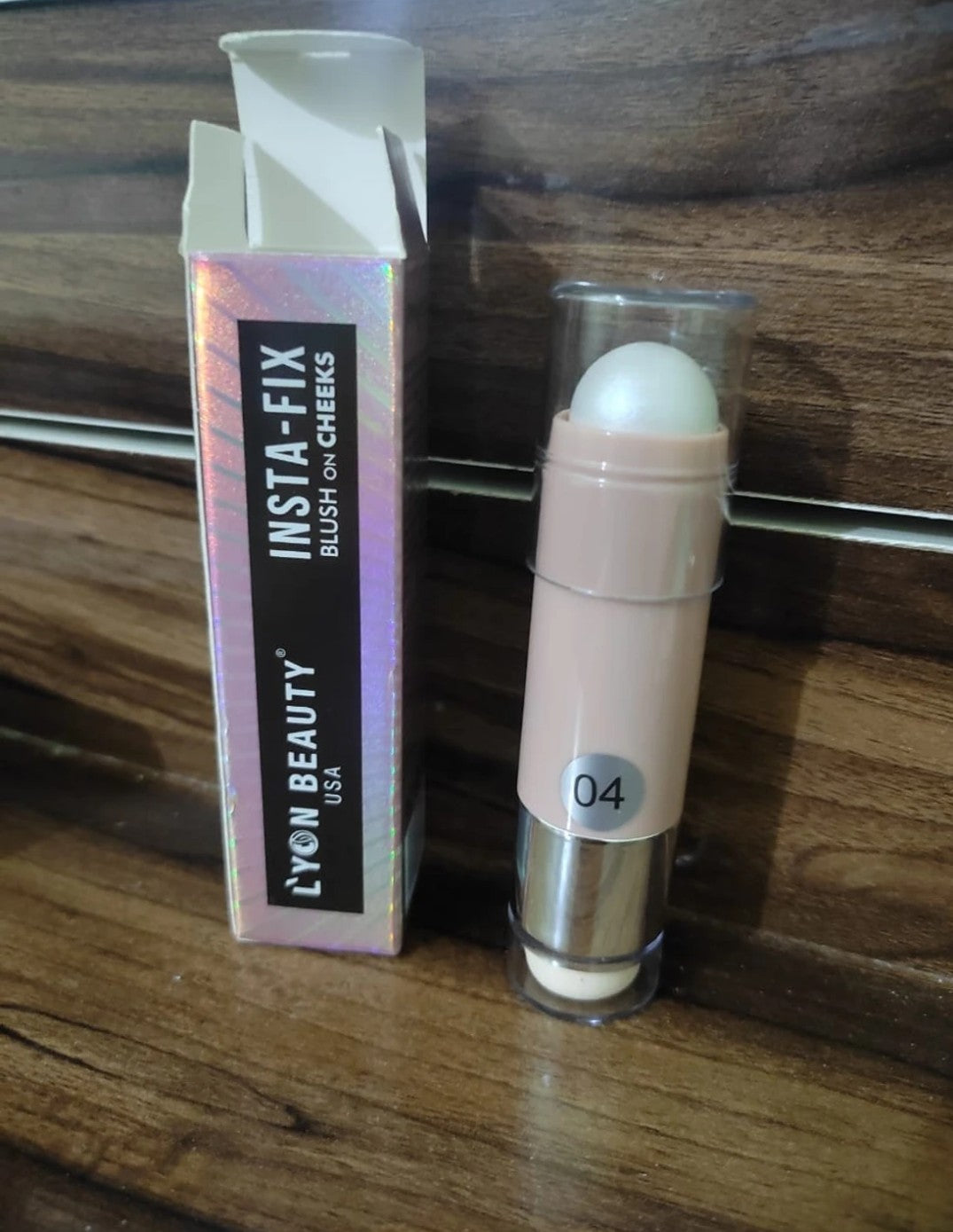 ๐ Pretty Spark โ L'YON BEAUTY Insta-Fix Highlighter Stick (Silver | 10g)